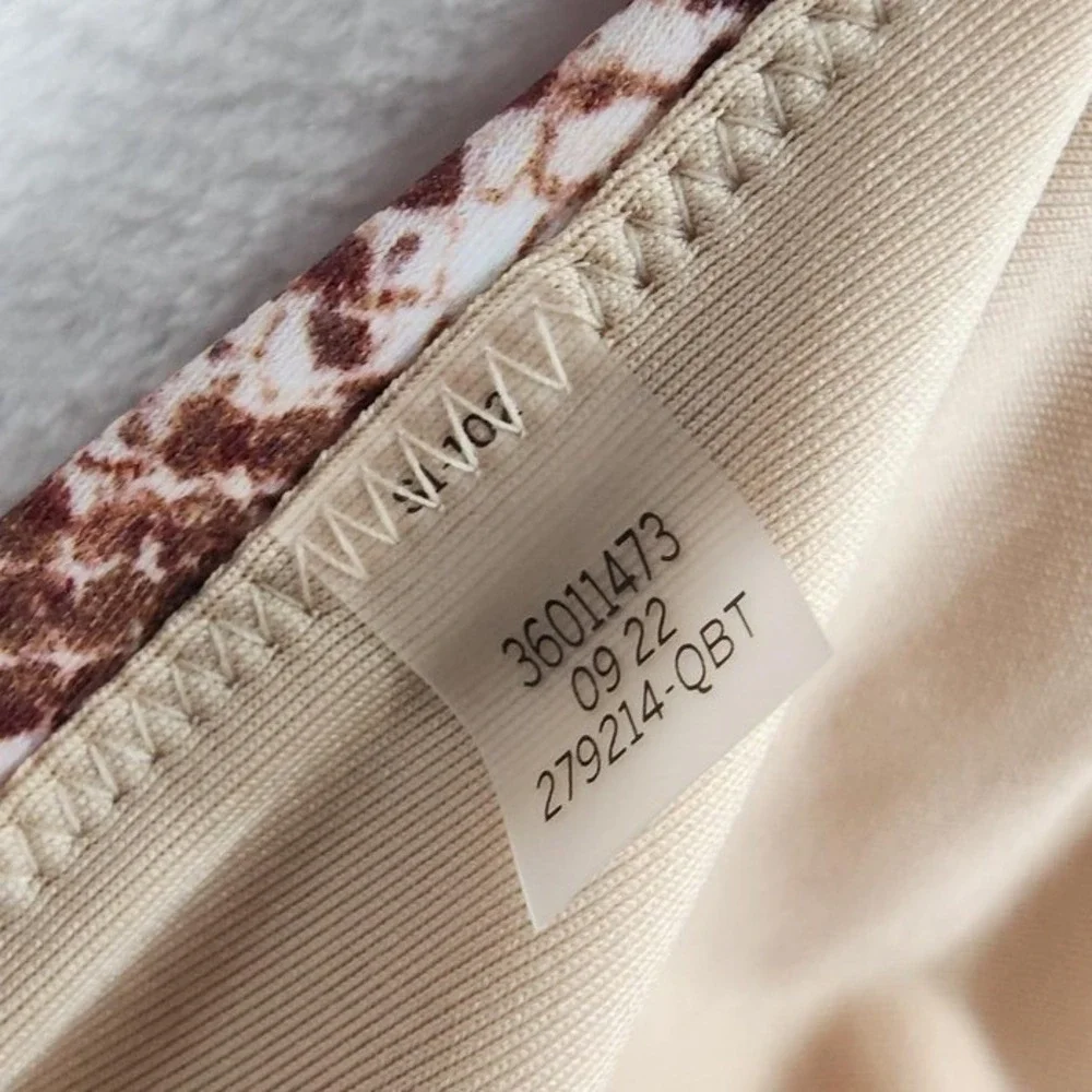 Victoria's Secret Swimsuit Women S Brown Sexy Snake Print Plunge Twist One Piece - Picture 6 of 10